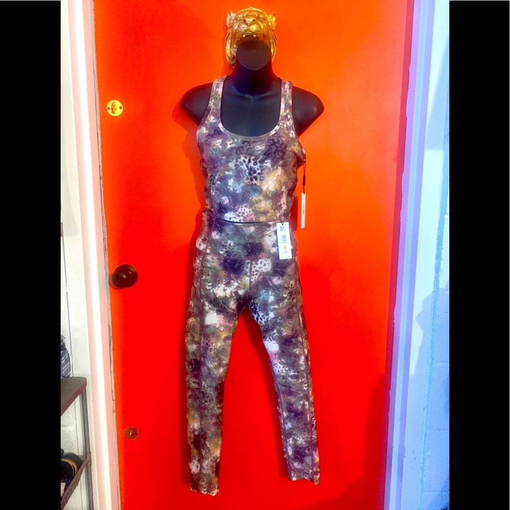 2 pc Calvin Klein workout set